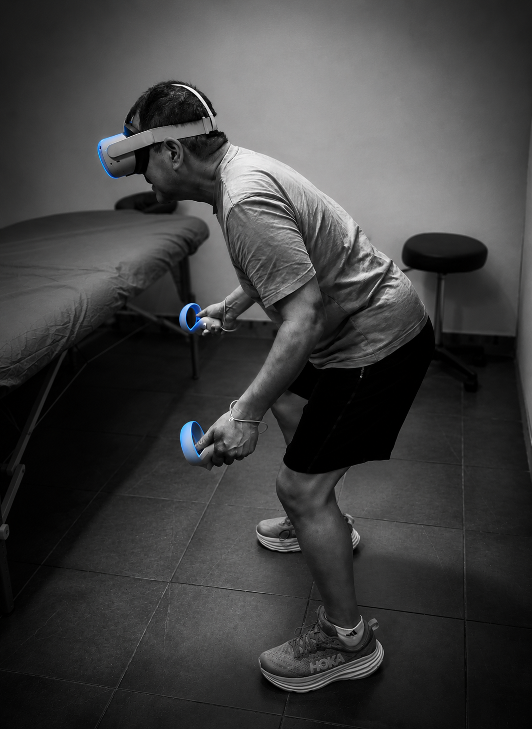 Paciente en sesión de realidad virtual terapéutica — Elberth Domingos Fisioterapia